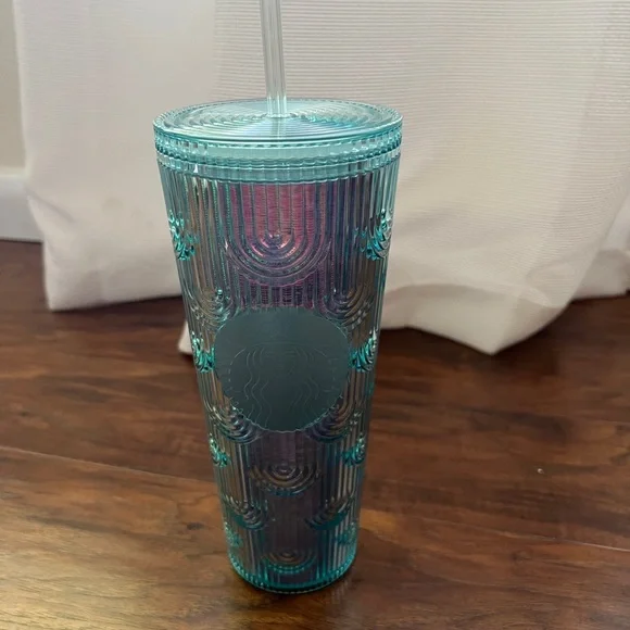 Clear metallic chameleon design large Starbucks cup - Picture 2 of 2